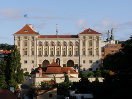 Чернинский дворец